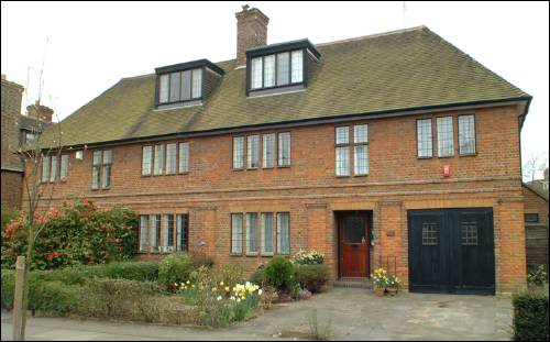 60 Southway